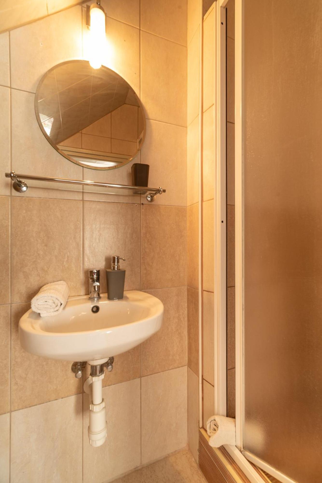 Corona Villa Hévíz Cameră foto